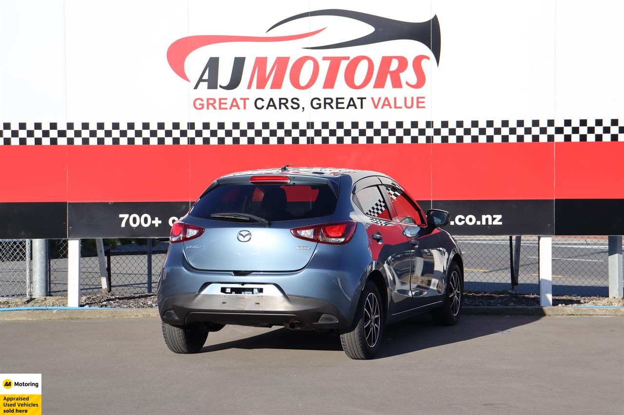 2015 Mazda Demio