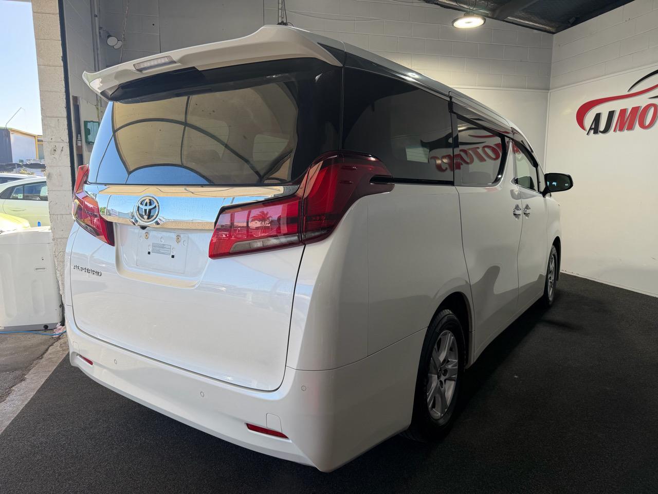 2020 Toyota Alphard