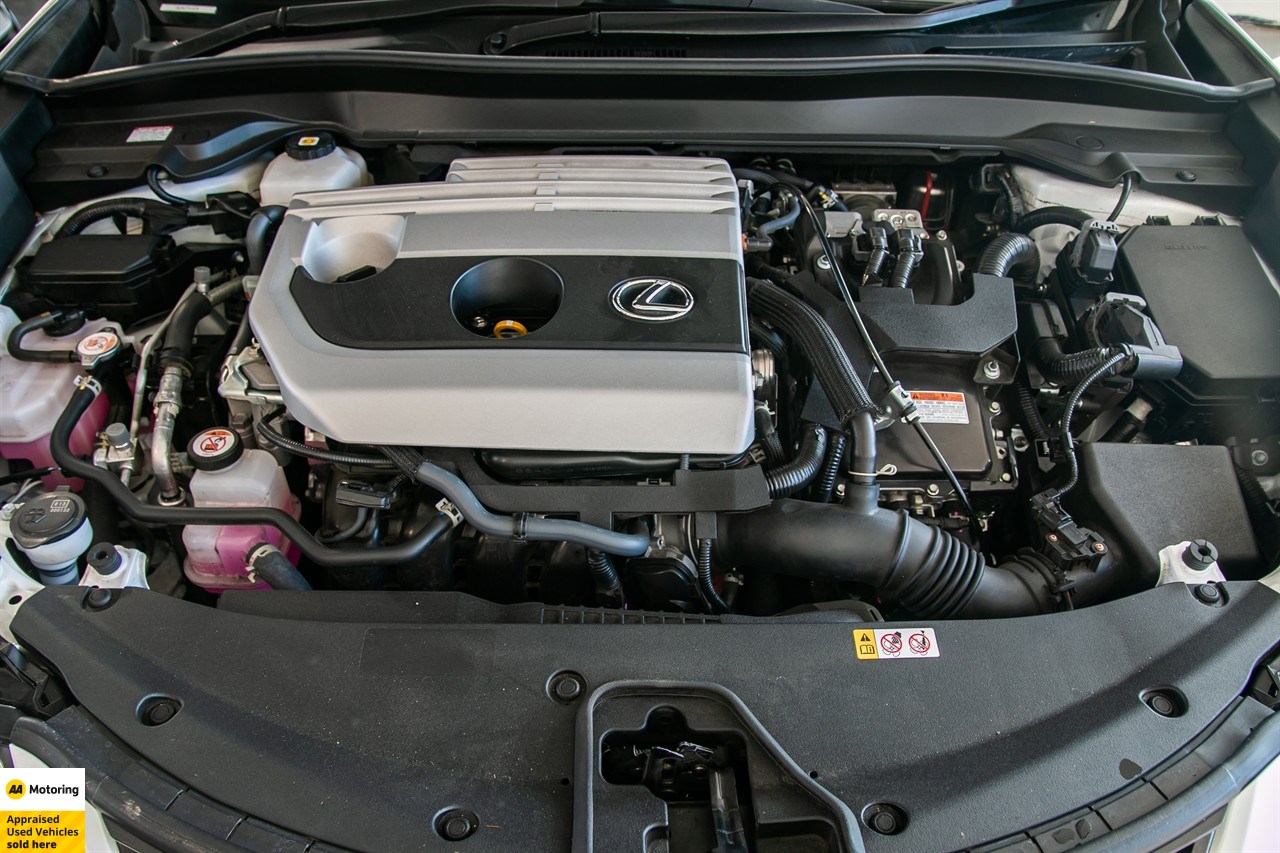 2023 Lexus UX 250h