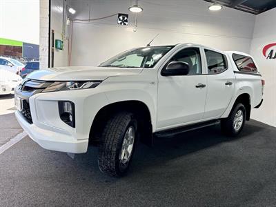 2019 Mitsubishi Triton - Thumbnail