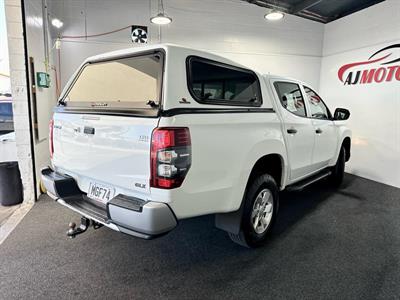 2019 Mitsubishi Triton - Thumbnail
