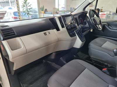 2019 Toyota Hiace - Thumbnail