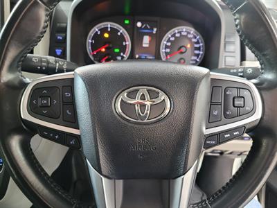 2019 Toyota Hiace - Thumbnail