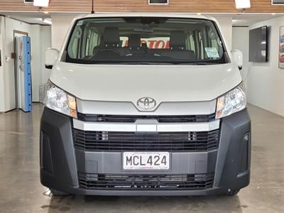 2019 Toyota Hiace - Thumbnail