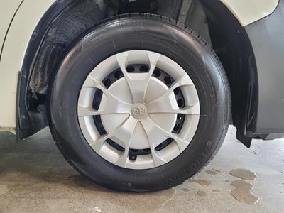 2019 Toyota Hiace - Thumbnail