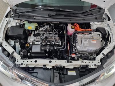 2016 Toyota Corolla - Thumbnail
