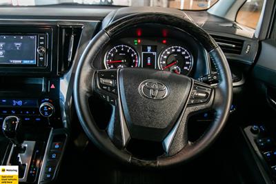 2016 Toyota Vellfire - Thumbnail