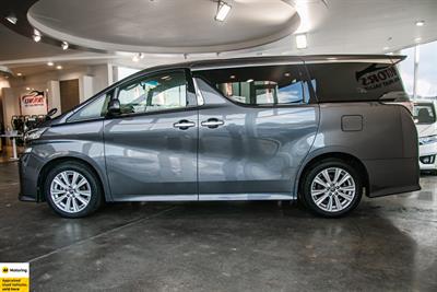 2016 Toyota Vellfire - Thumbnail