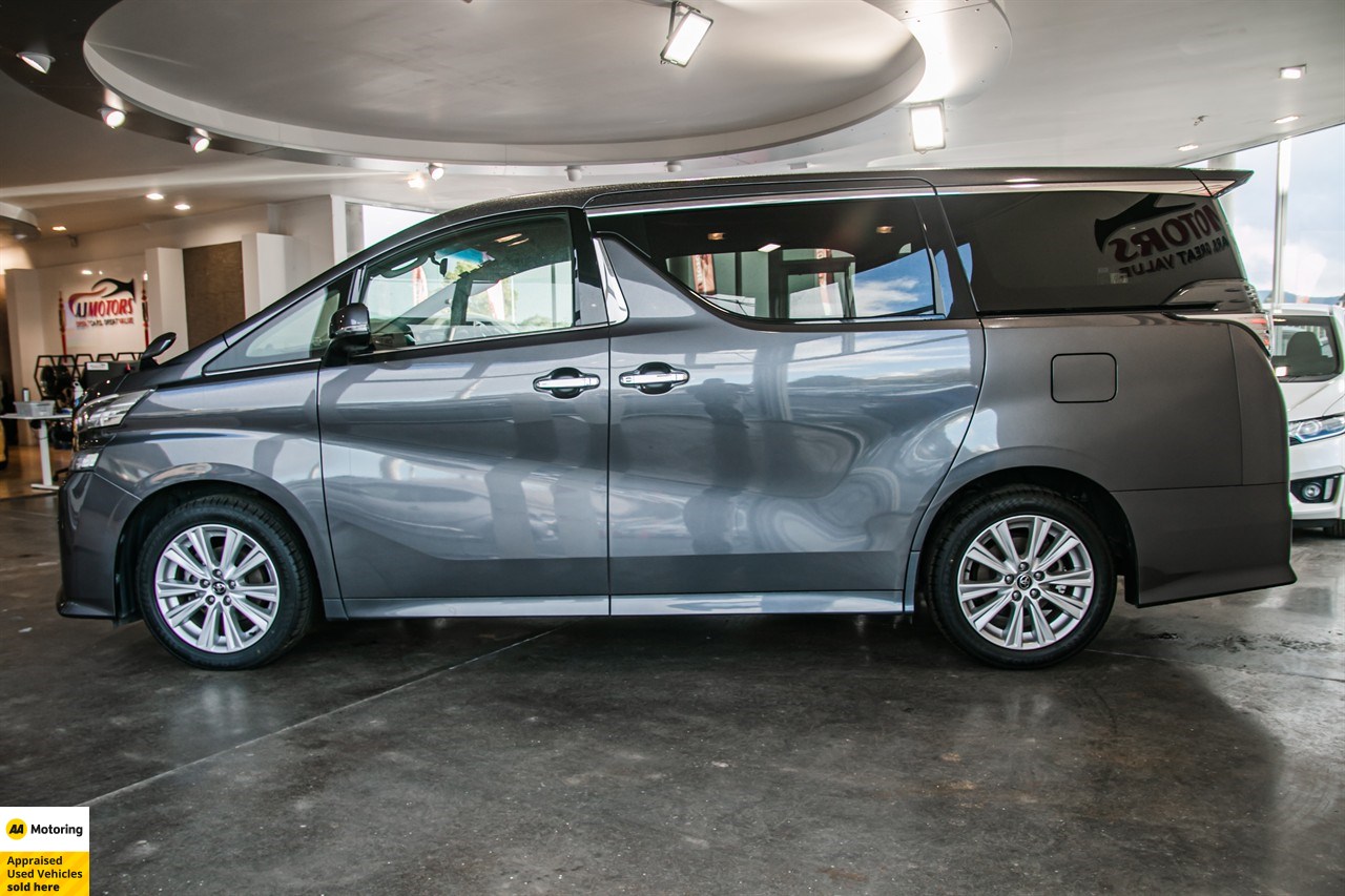 2016 Toyota Vellfire