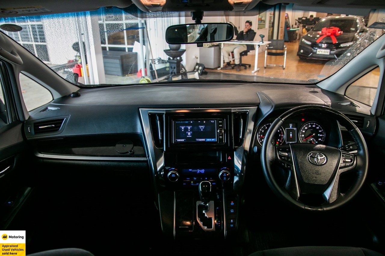 2016 Toyota Vellfire