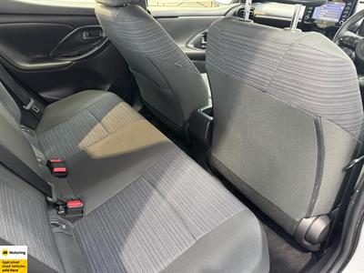 2022 Toyota Yaris - Thumbnail