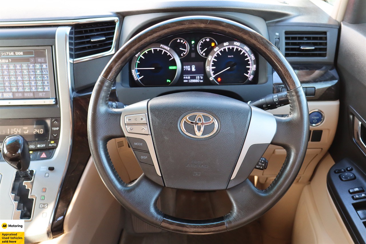 2012 Toyota Alphard