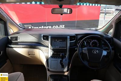 2012 Toyota Alphard - Thumbnail