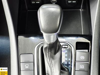 2022 Hyundai IONIQ - Thumbnail
