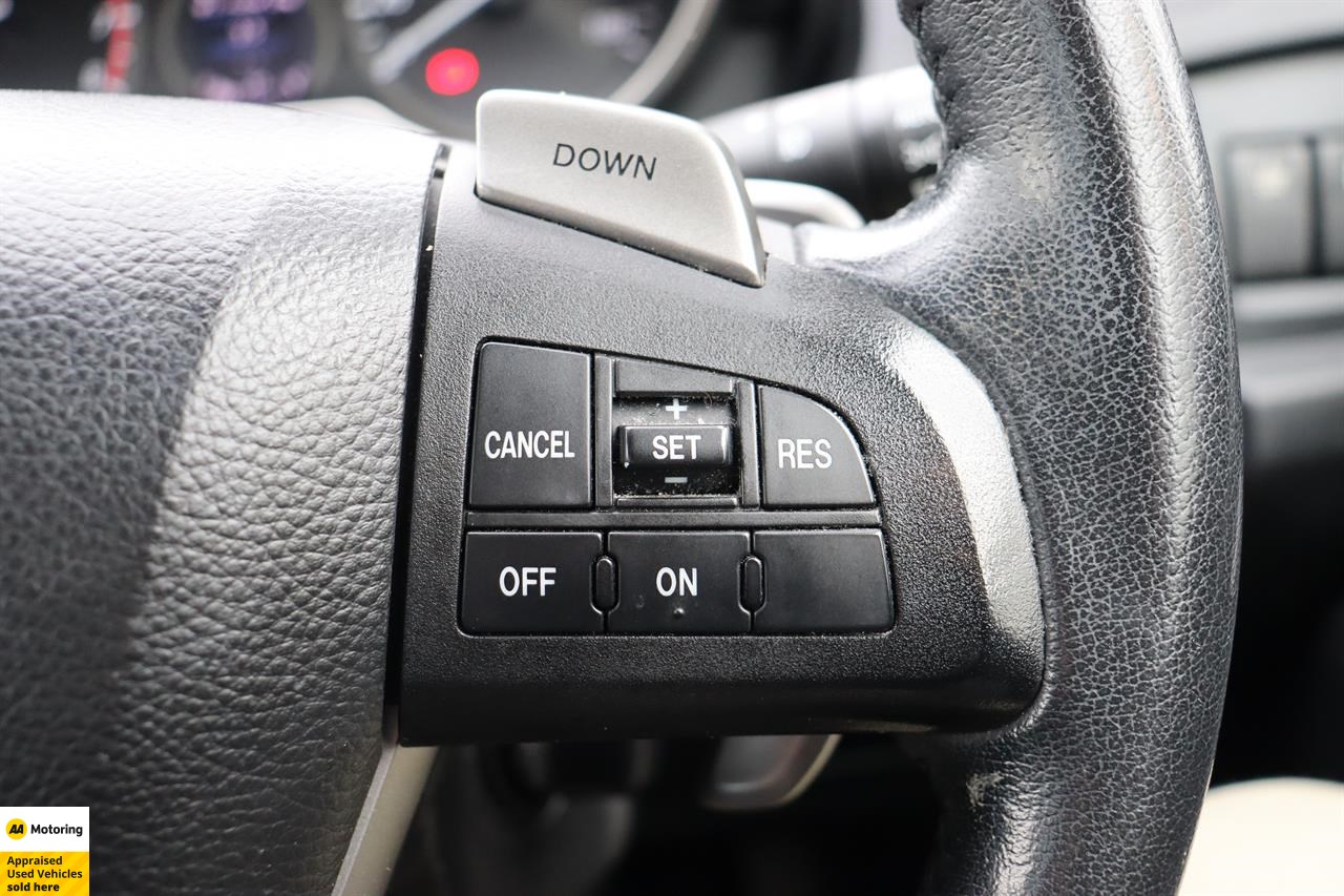 2015 Mazda Premacy