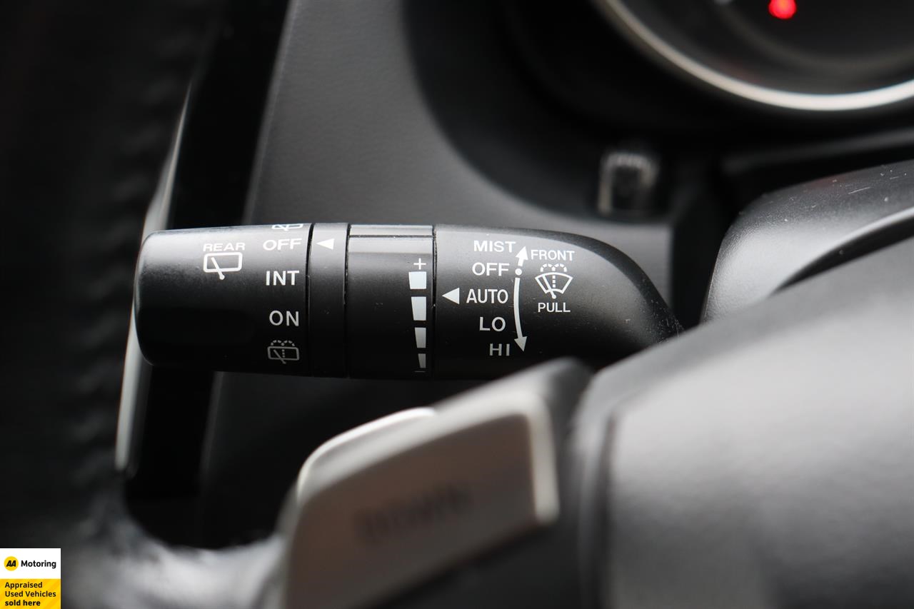 2015 Mazda Premacy