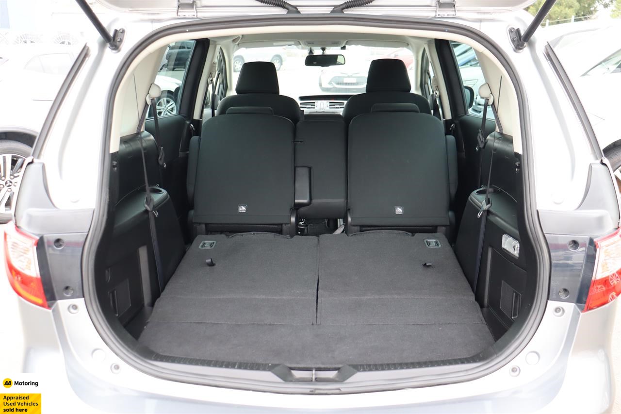 2015 Mazda Premacy