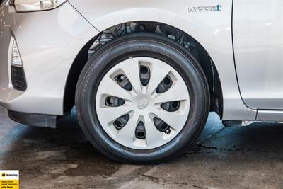 2014 Toyota Aqua - Thumbnail