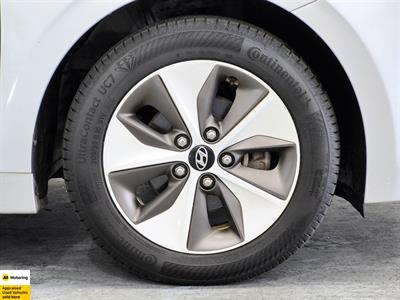 2019 Hyundai IONIQ - Thumbnail