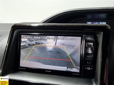 2016 Toyota Voxy - Thumbnail