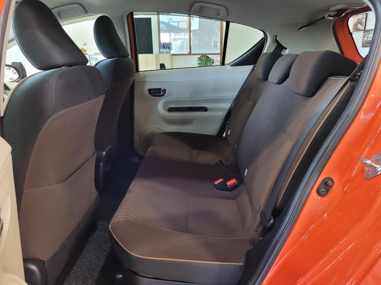 2013 Toyota Aqua