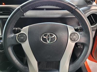 2013 Toyota Aqua - Thumbnail
