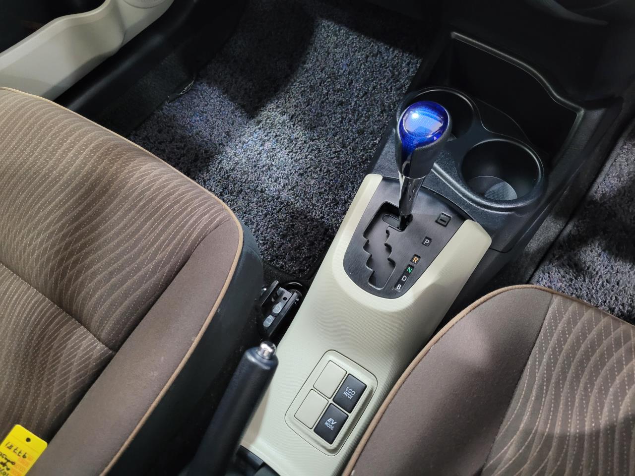 2013 Toyota Aqua