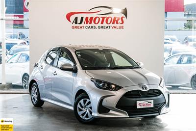 2021 Toyota Yaris - Thumbnail