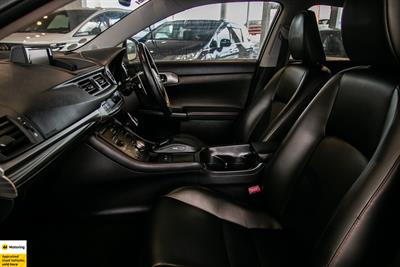 2013 Lexus CT 200h - Thumbnail
