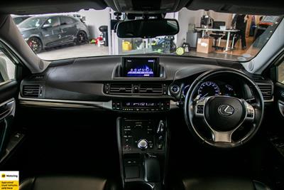 2013 Lexus CT 200h - Thumbnail