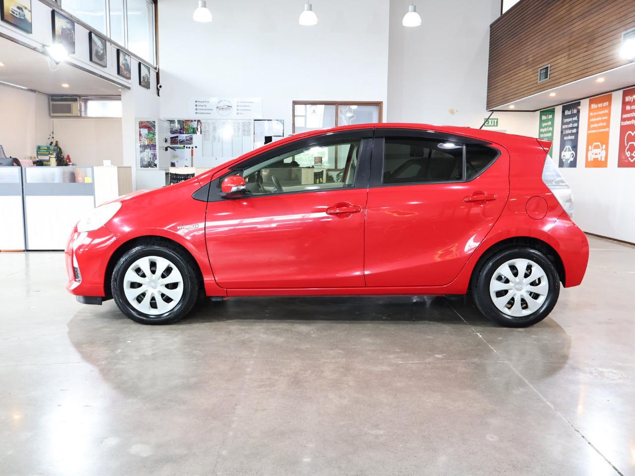 2013 Toyota Aqua
