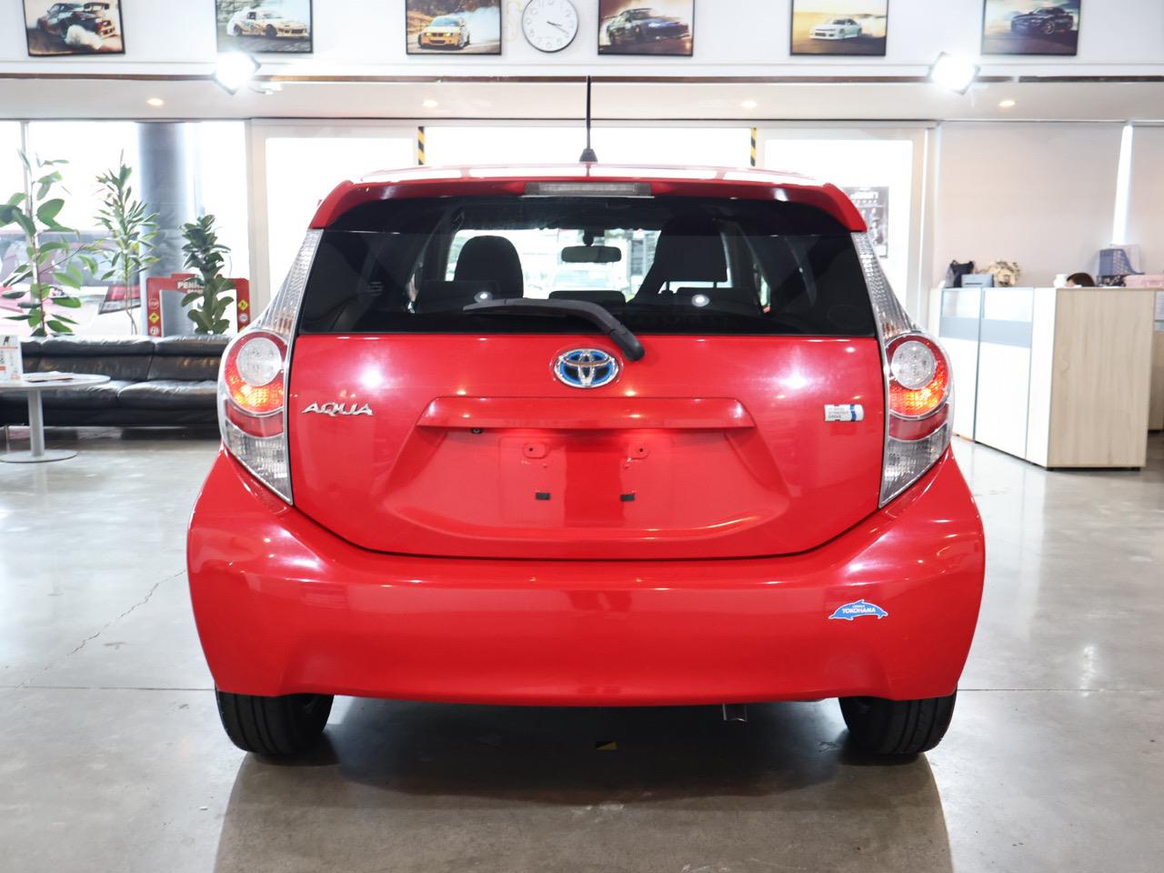 2013 Toyota Aqua