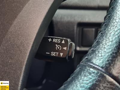 2011 Toyota Sai - Thumbnail