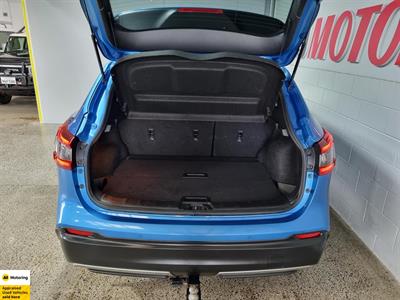 2020 Nissan Qashqai - Thumbnail