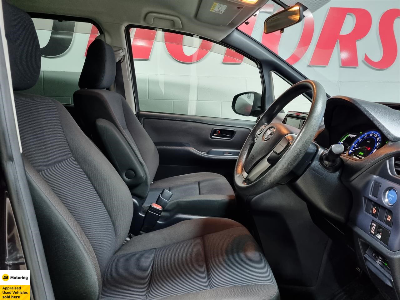 2014 Toyota Noah