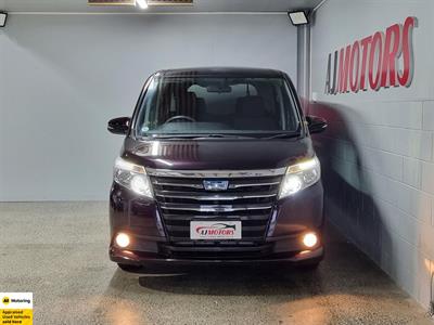 2014 Toyota Noah - Thumbnail