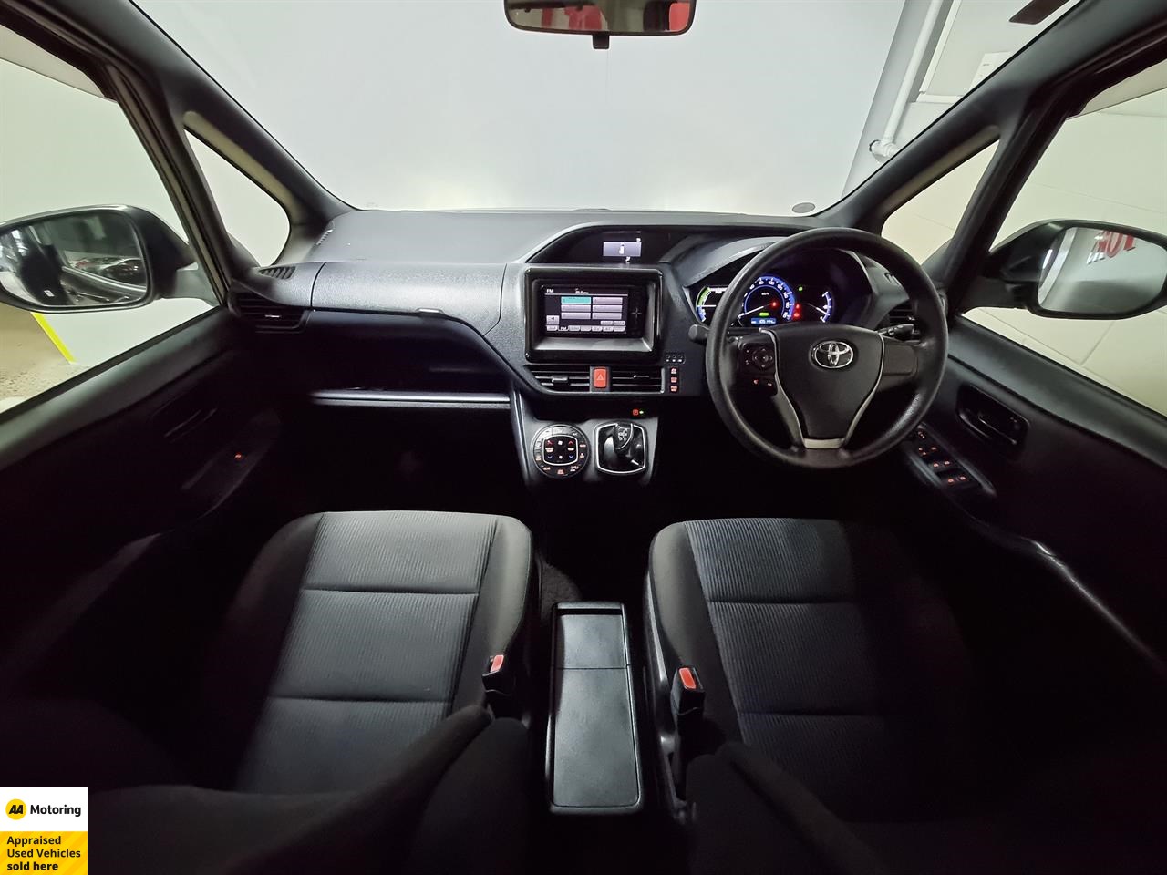 2014 Toyota Noah