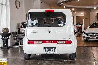 2016 Nissan Cube - Thumbnail