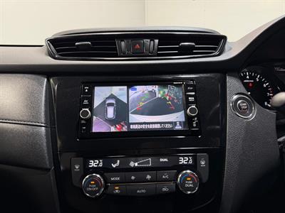 2017 Nissan X-Trail - Thumbnail