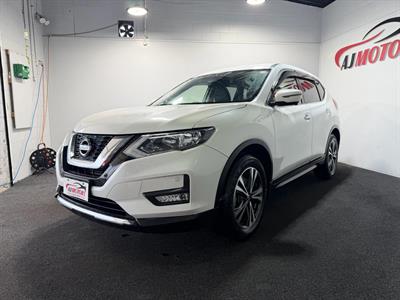 2017 Nissan X-Trail - Thumbnail