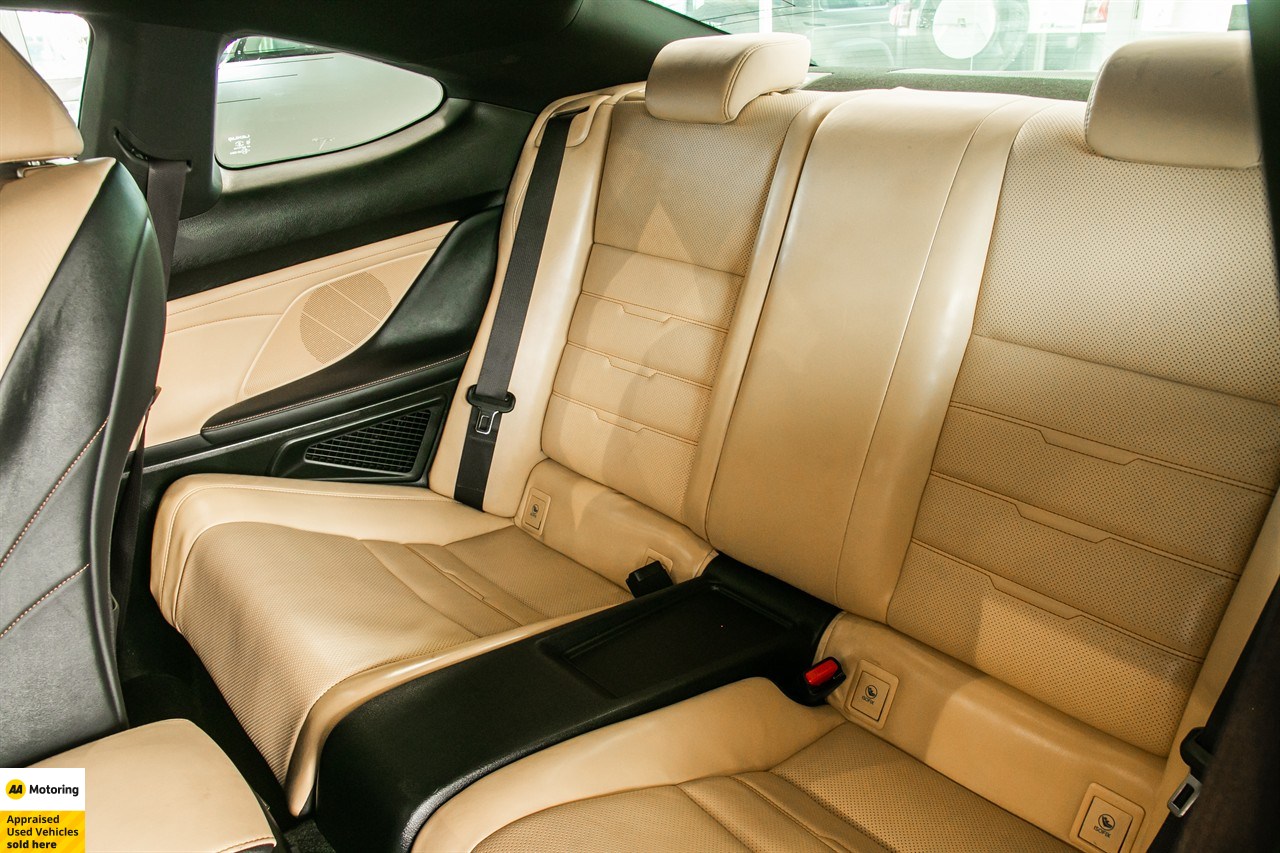 2014 Lexus RC300h