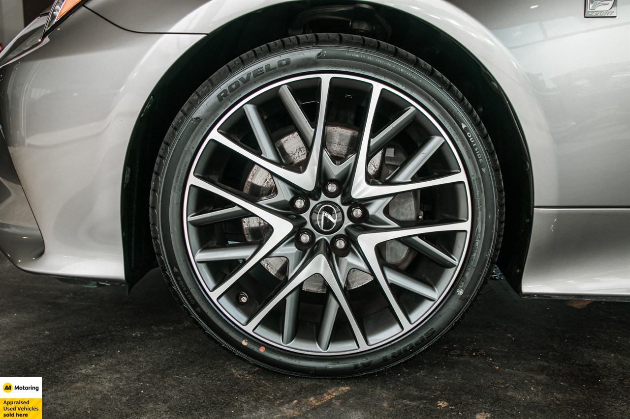 2014 Lexus RC300h