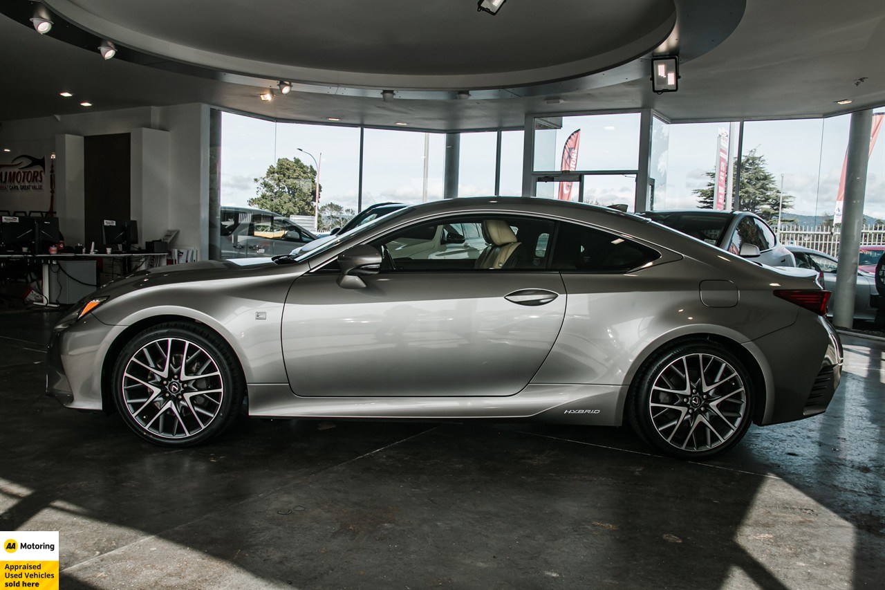 2014 Lexus RC300h