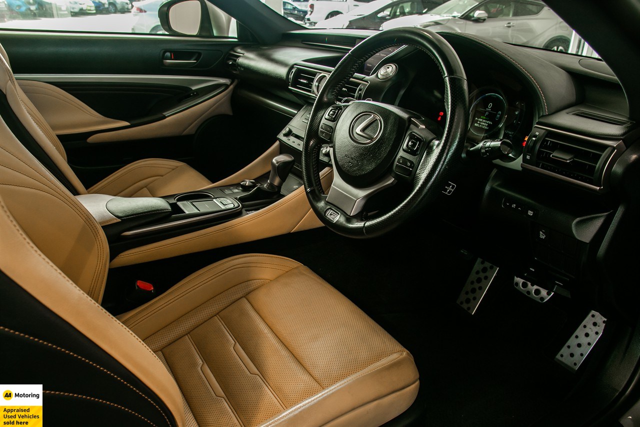 2014 Lexus RC300h
