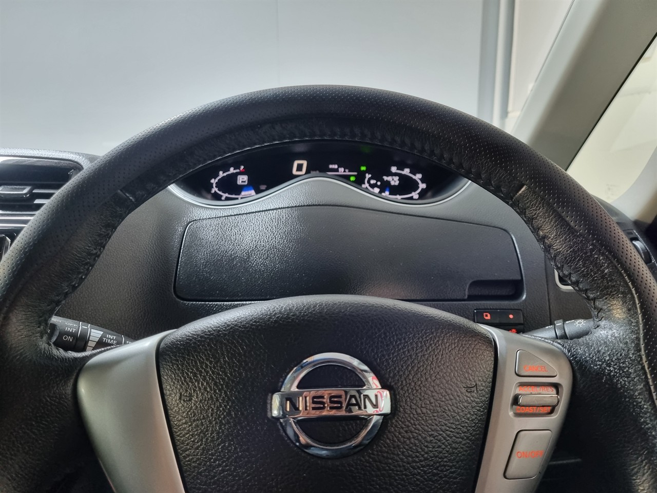 2015 Nissan Serena
