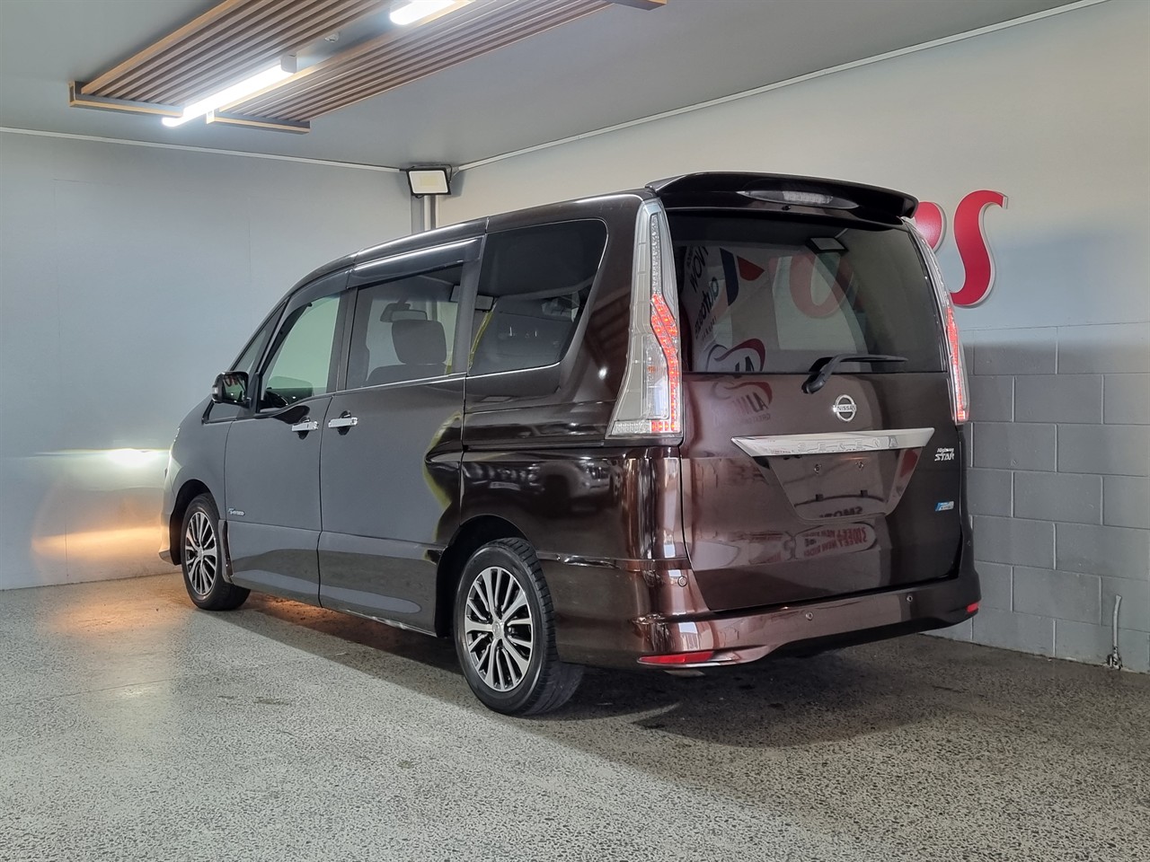 2015 Nissan Serena