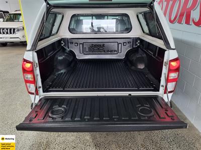 2022 Mazda BT-50 - Thumbnail