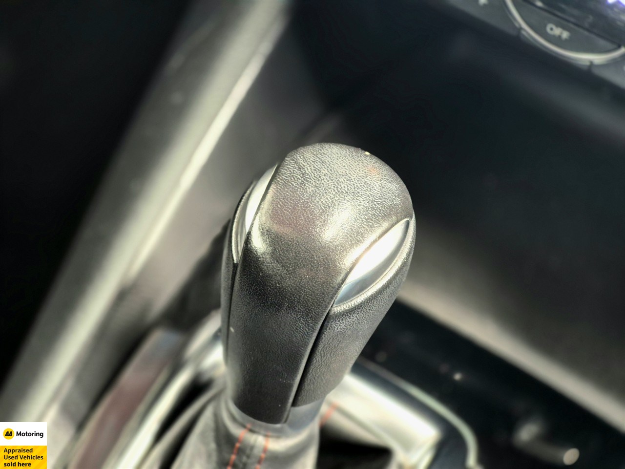 2014 Mazda Axela