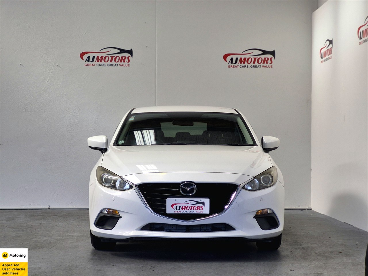2014 Mazda Axela