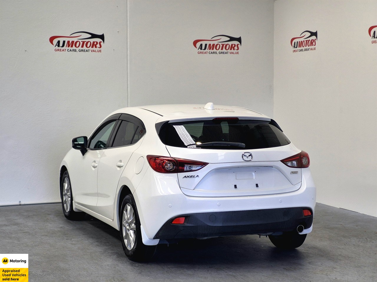 2014 Mazda Axela